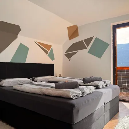 Wind Buam Huette Feriehus